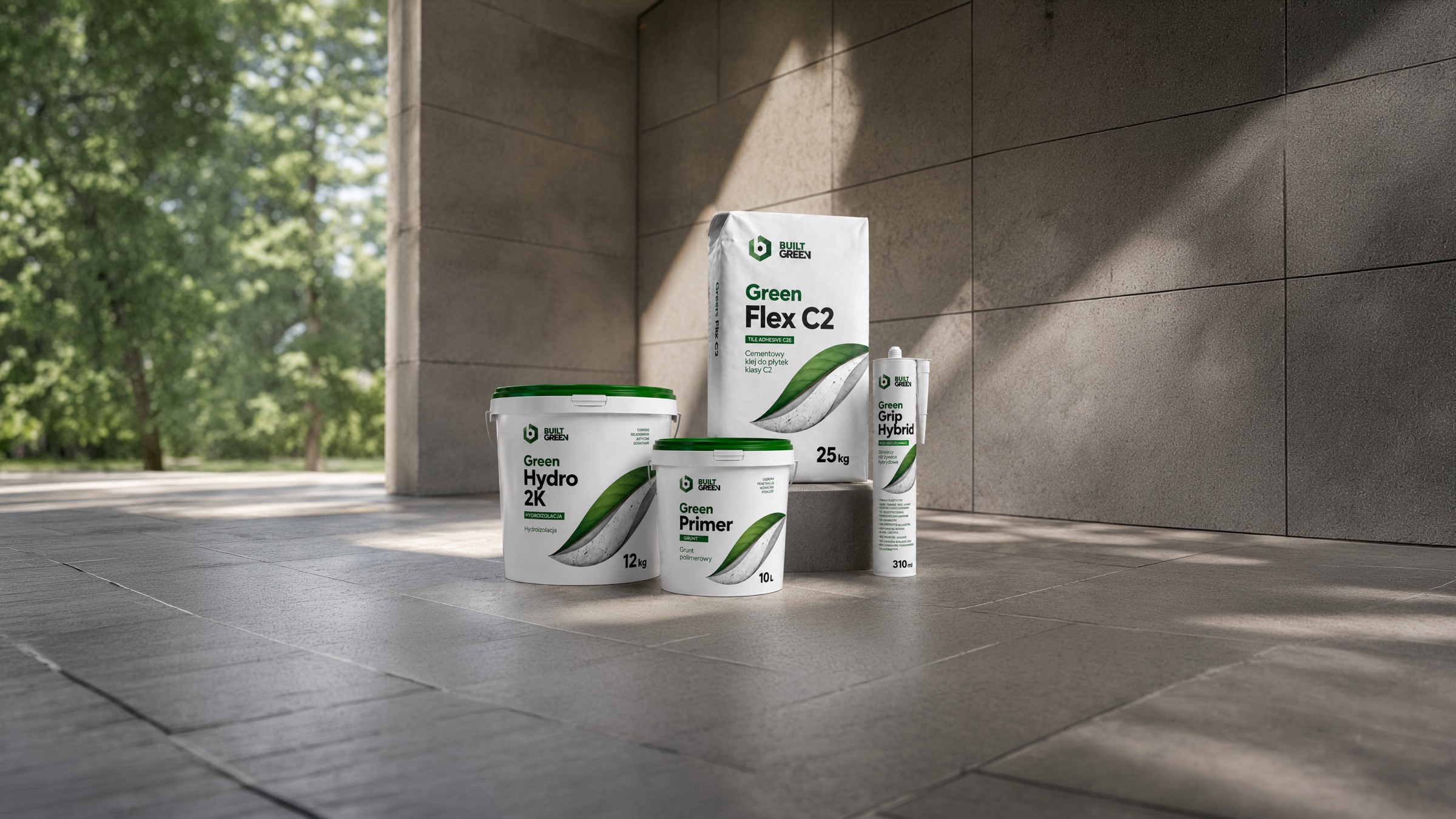Pełna linia produktów BuiltGreen ustawiona we wnętrzu w stanie surowym